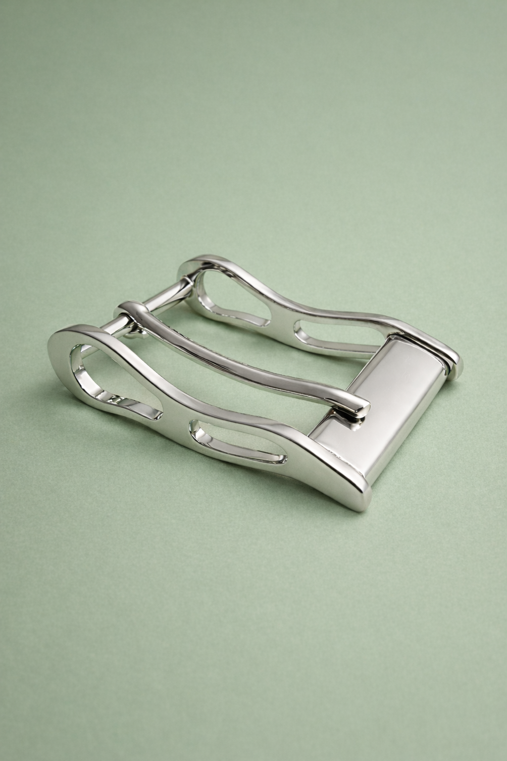 fibbia dal design geometrico Collezione Geometria Guimer